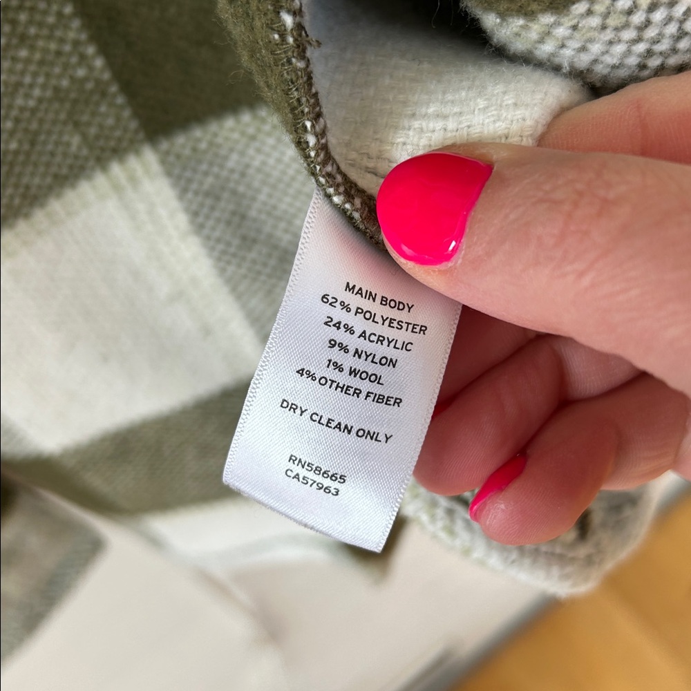 Caslon green plaid shacket size L - Picture 5 of 5